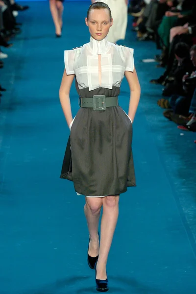 Look 38